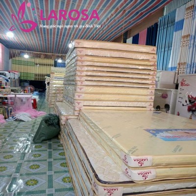 Cửa hàng bán nệm gần đây xã Vĩnh Lộc A
